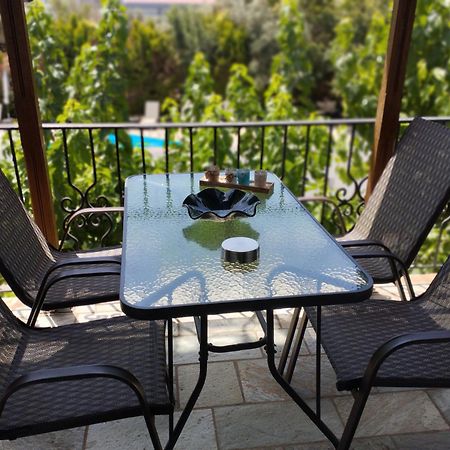Smaragdi Rooms And Studios Skopelos Town Phòng bức ảnh