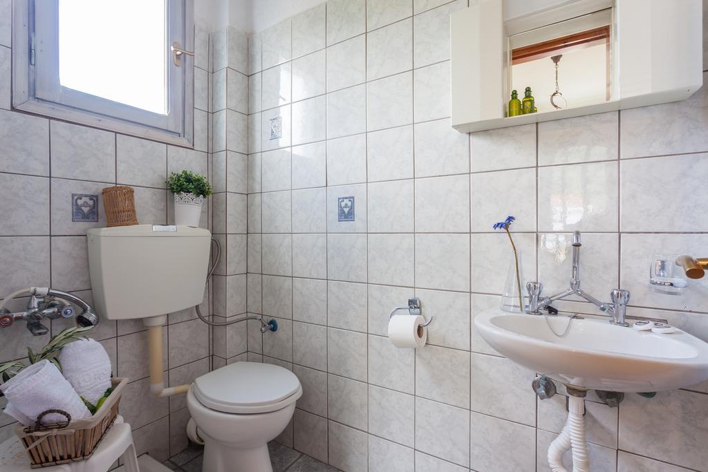Smaragdi Rooms And Studios Skopelos Town Ngoại thất bức ảnh